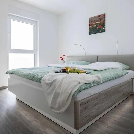 Charming With Private Pool And Sea View *