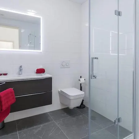 Charming With Private Pool And Sea View * Medulin